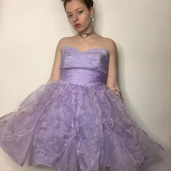 3D Floral Puffy Mini Dress in Lavender with Strapless Sweetheart Bodice | Color: Purple | Size: 10 | Eclecticfibers's Closet